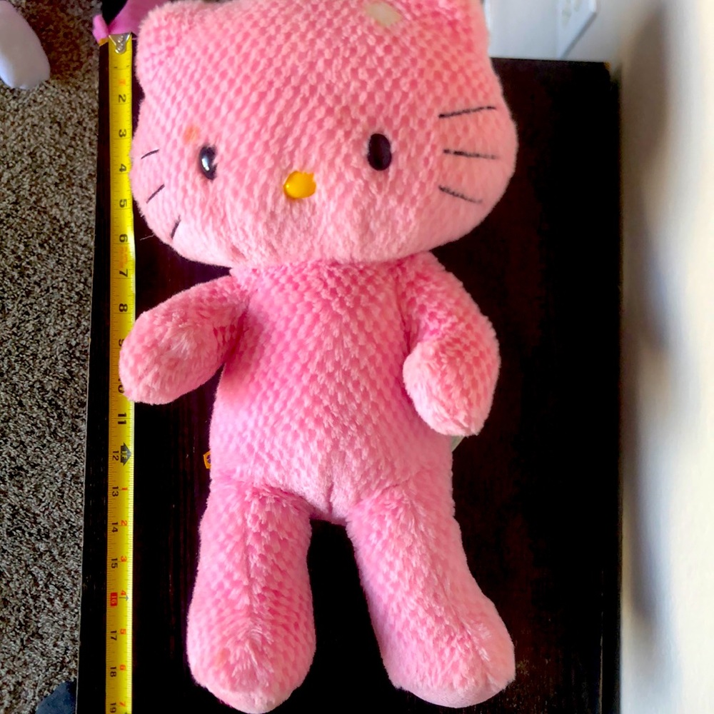Hello kitty stuffed animal